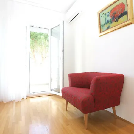 펜션 House Vinkuran 1823