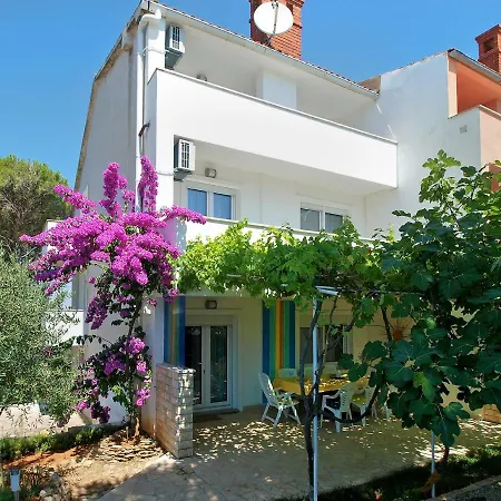 House Vinkuran 1823 *