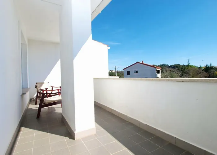 펜션 House Vinkuran 1823