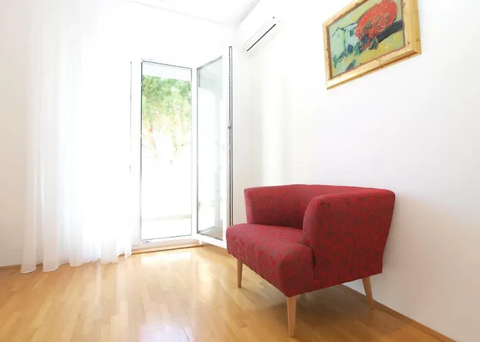 펜션 House Vinkuran 1823