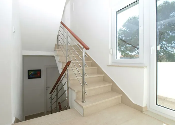 펜션 House Vinkuran 1823 *