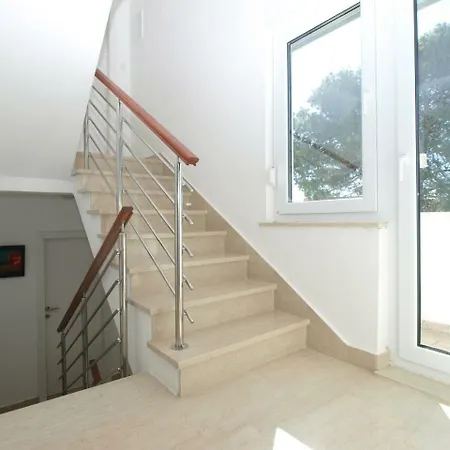 House Vinkuran 1823 *